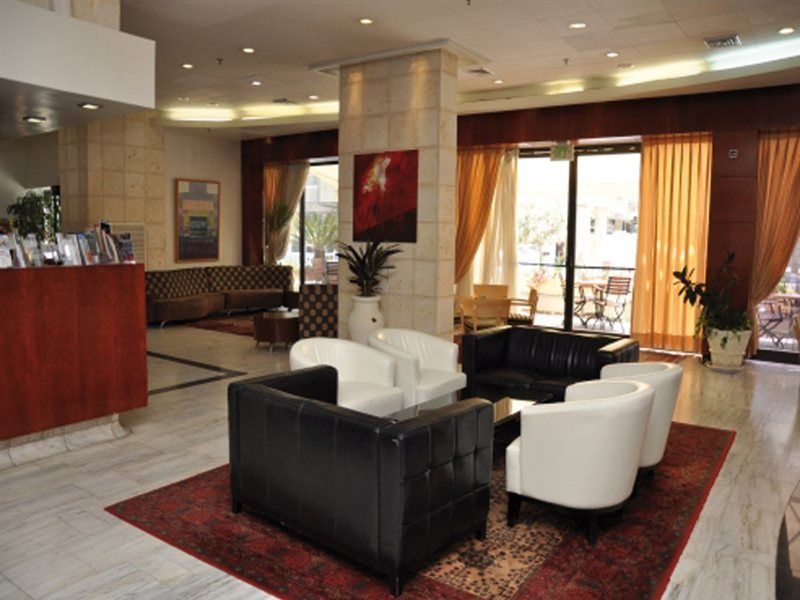 Tal By The - An Atlas Boutique